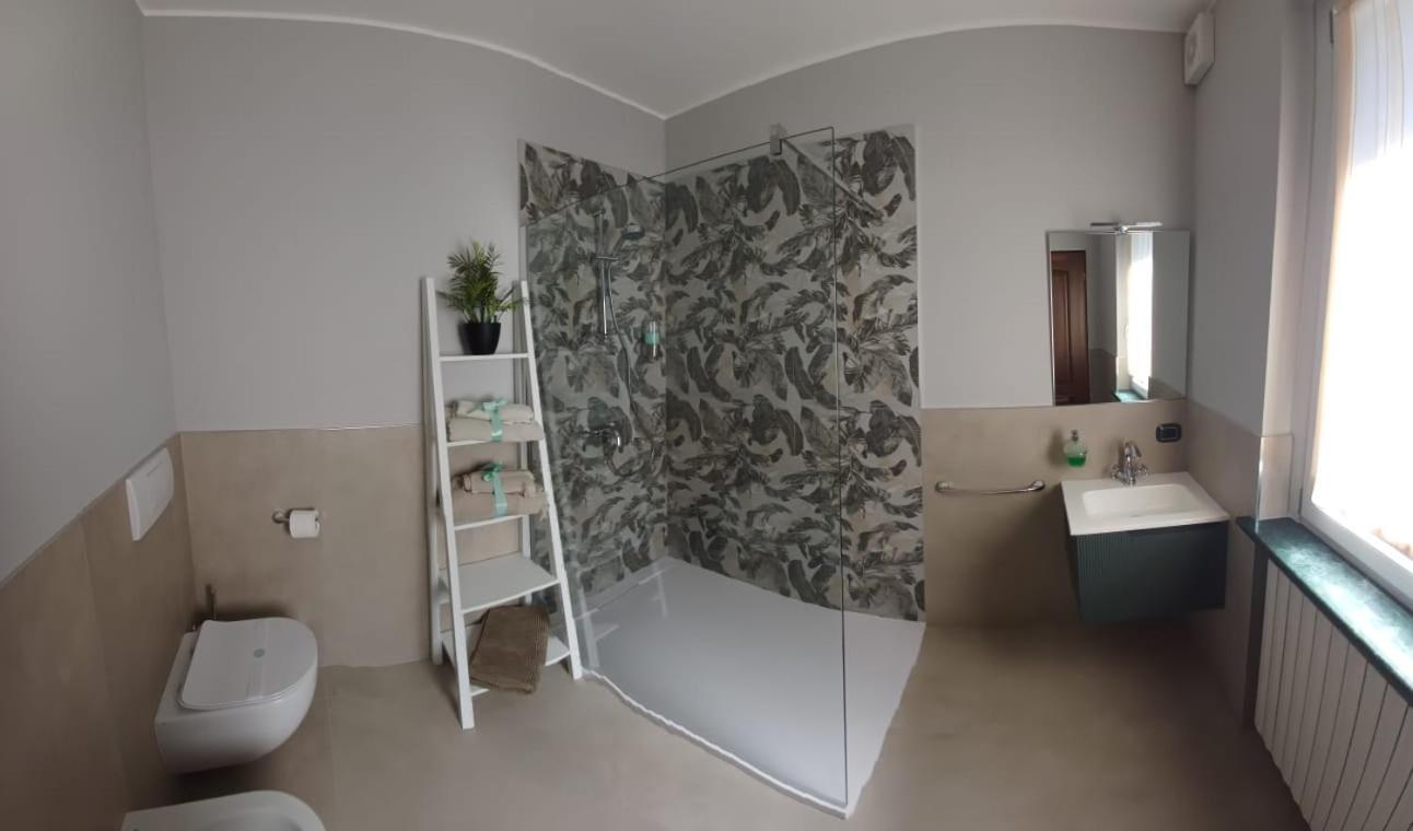 Maryhouse - Ingresso Indipendente Hotel Venegono Superiore Exterior foto